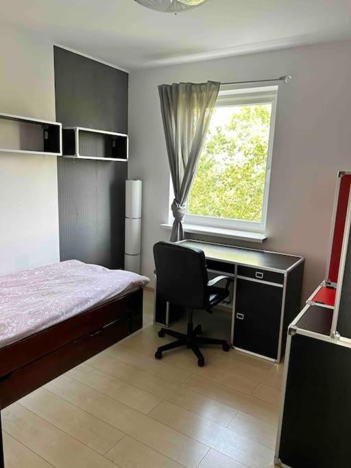 ポズナンPiekny Apartament Blisko Malty Z Garazemアパートメント エクステリア 写真